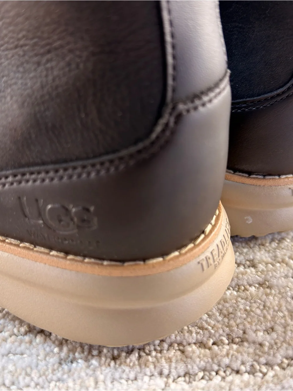 Brand New UGG Men’s Union Dark Brown Waterproof Lace Up Ankle Chukka Boots